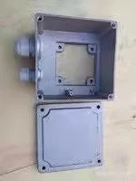 Короб проводов электродвигателя люльки ZLP-630